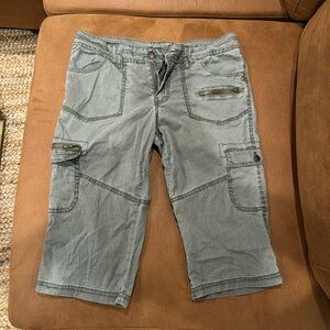 Dark grey greenish Y2K capris